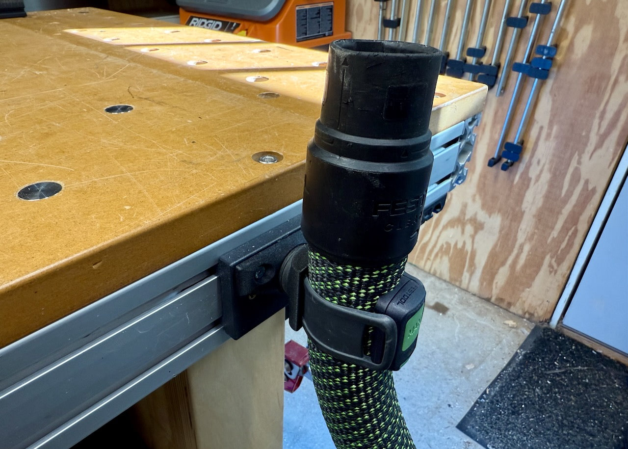 SYS-DST - Magnetic Hose Dock