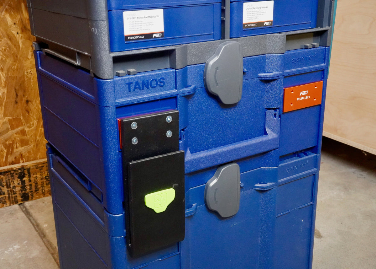 SYS-PLT Pro plates with M4 mounting hardware