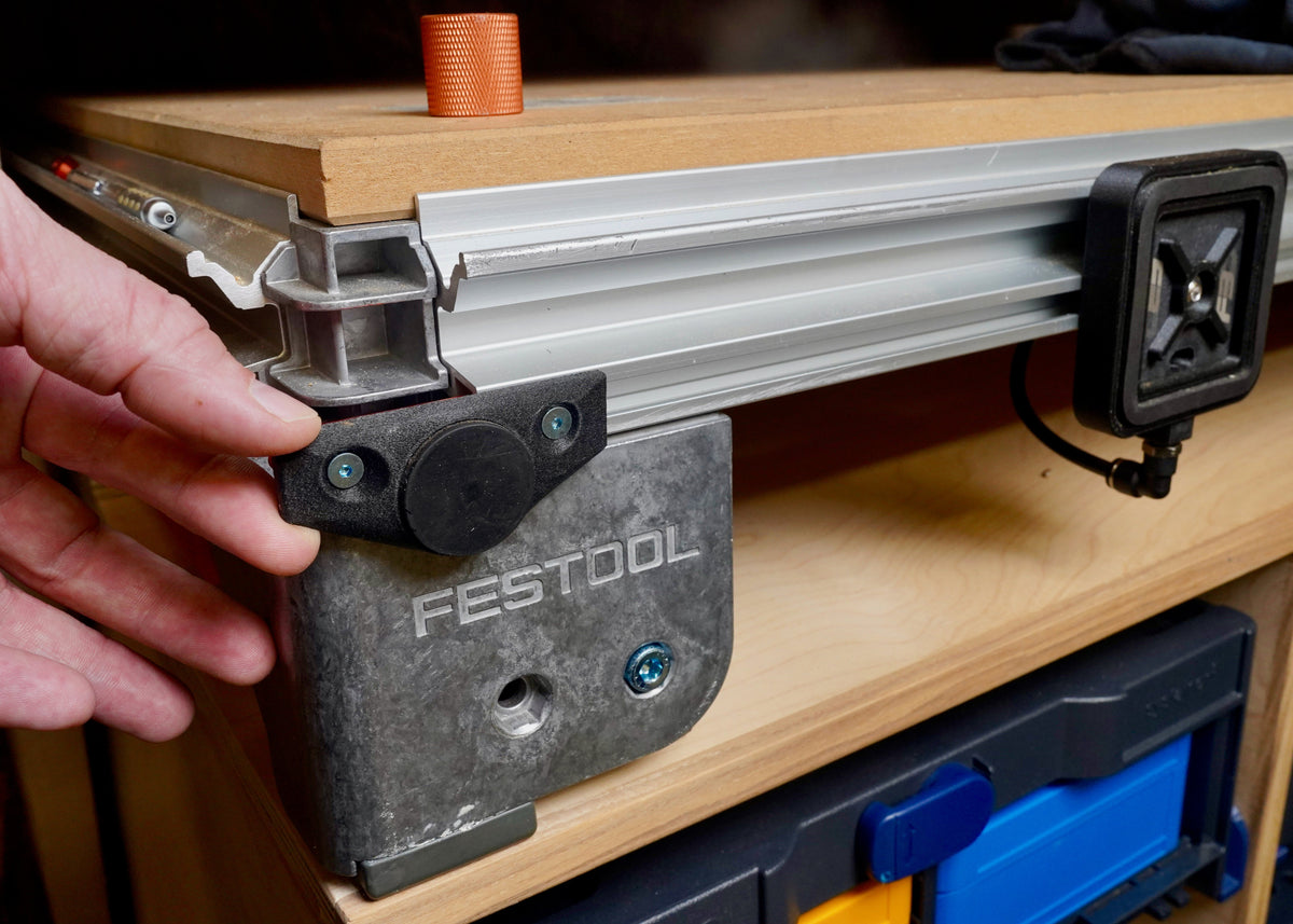 SYS-PLT Pro plates with a SYS-FIT rack on the bench